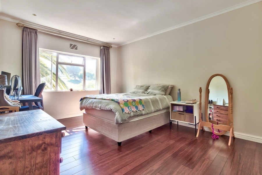 2 Bedroom Property for Sale in Tamboerskloof Western Cape